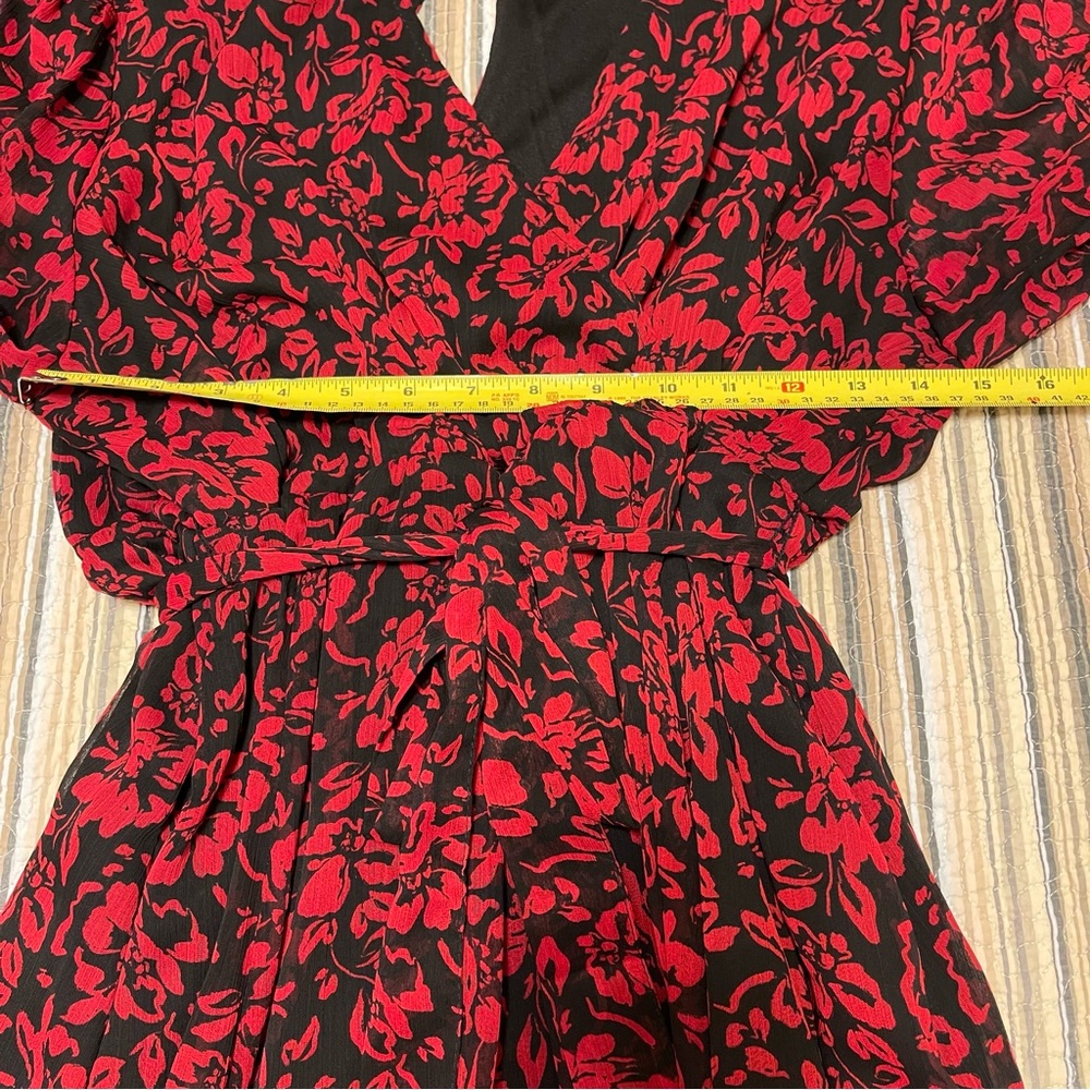 Torrid Women's 10 Red and Black Floral Long Sleeve Dress Pockets Balloon Sleeves - Picture 10 of 12